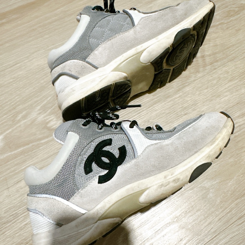 Chanel sneakers size 36